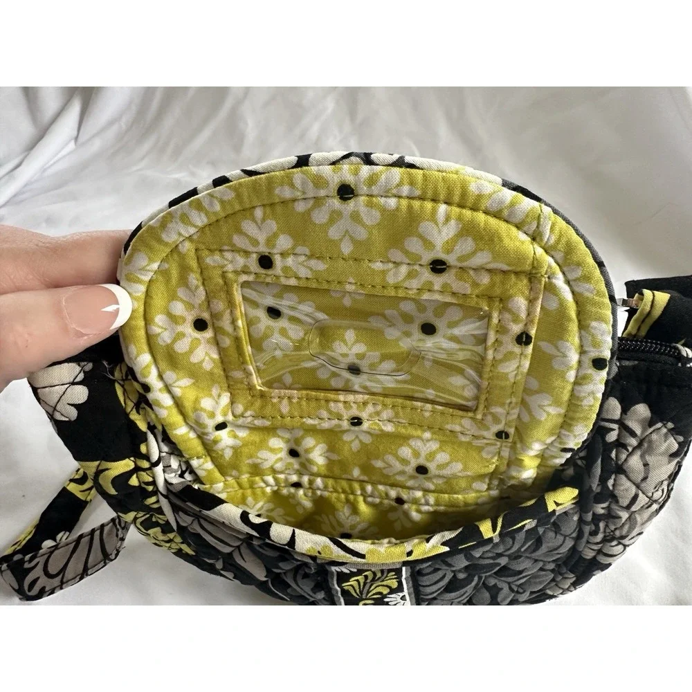 VERA BRADLEY Crossbody Bag Purse LIZZY BAROQUE PATTERN BLACK‎ YELLOW GRAY